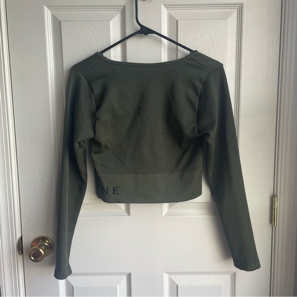 OFFLINE by Aerie Ribbed Long Sleeve Workout Top - Picture 2 of 3